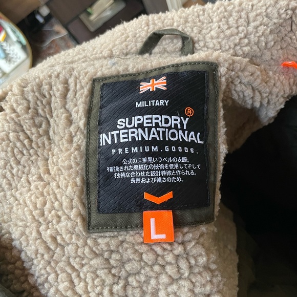 Super dry Military Style Bomber Jacket - Picture 2 of 2